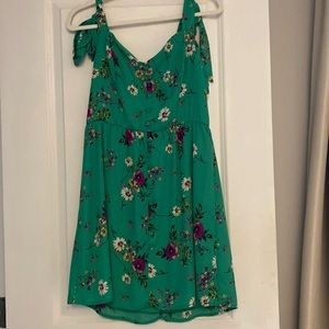 CITY STUDIO Womens Green Tie Shoulders Floral Sleeveless